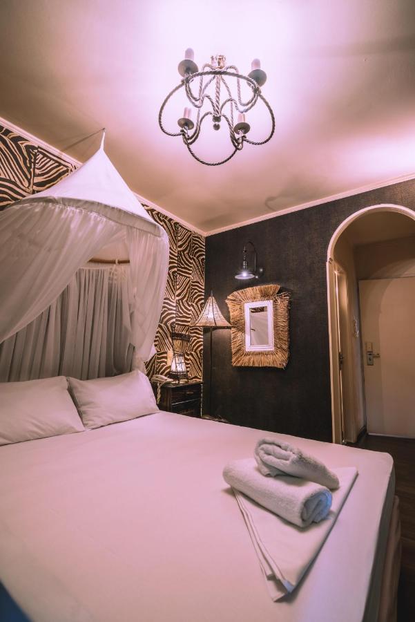 Ruby Rooms Kifisia - Adults Only Athena Bagian luar foto